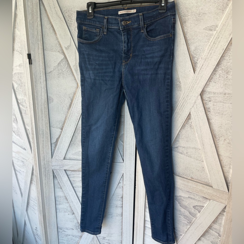 Levi’s 720 high rise super skinny jeans